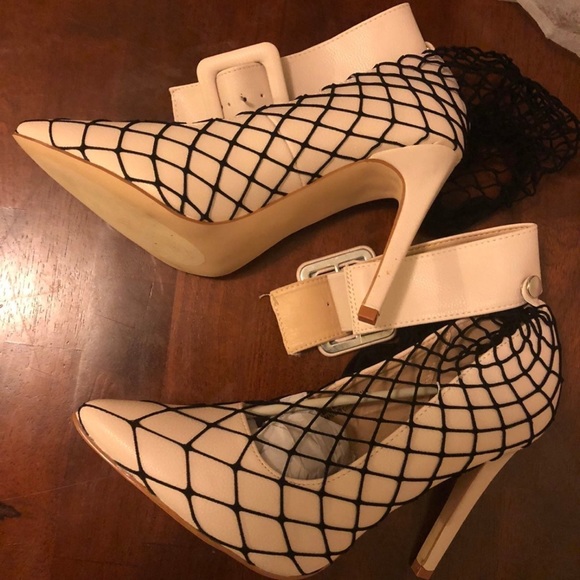 Heels - Picture 1 of 2